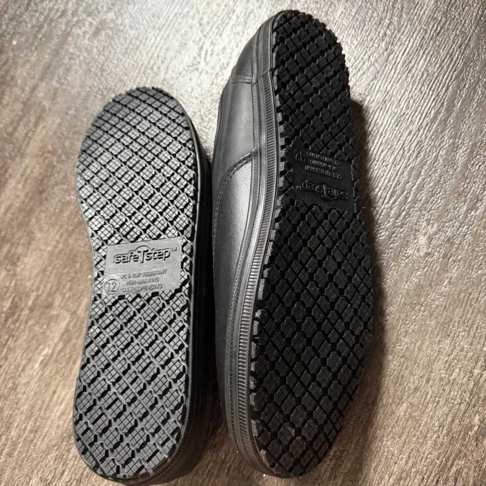 Safetstep work shoes